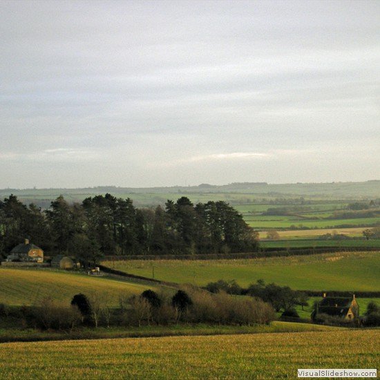 3-Slade Farm Kingham from Daylesford Hill
