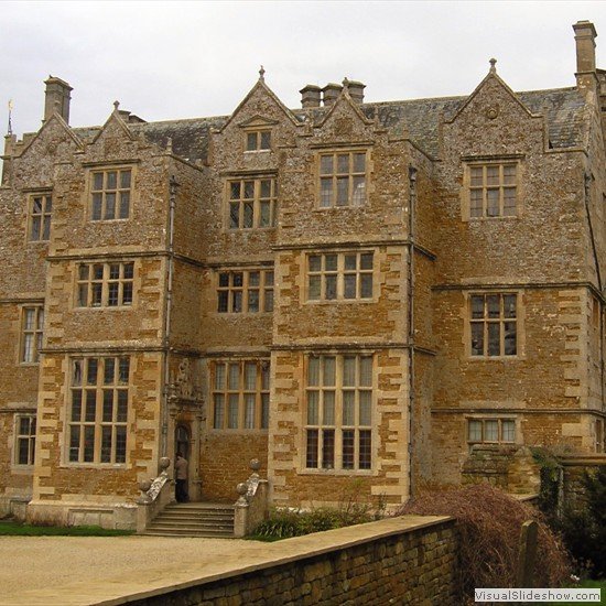 8c-Chastleton House